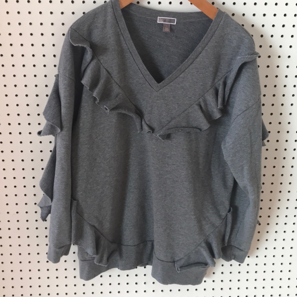 Chelsea28 Ruffle Sweatshirt - Picture 2 of 4